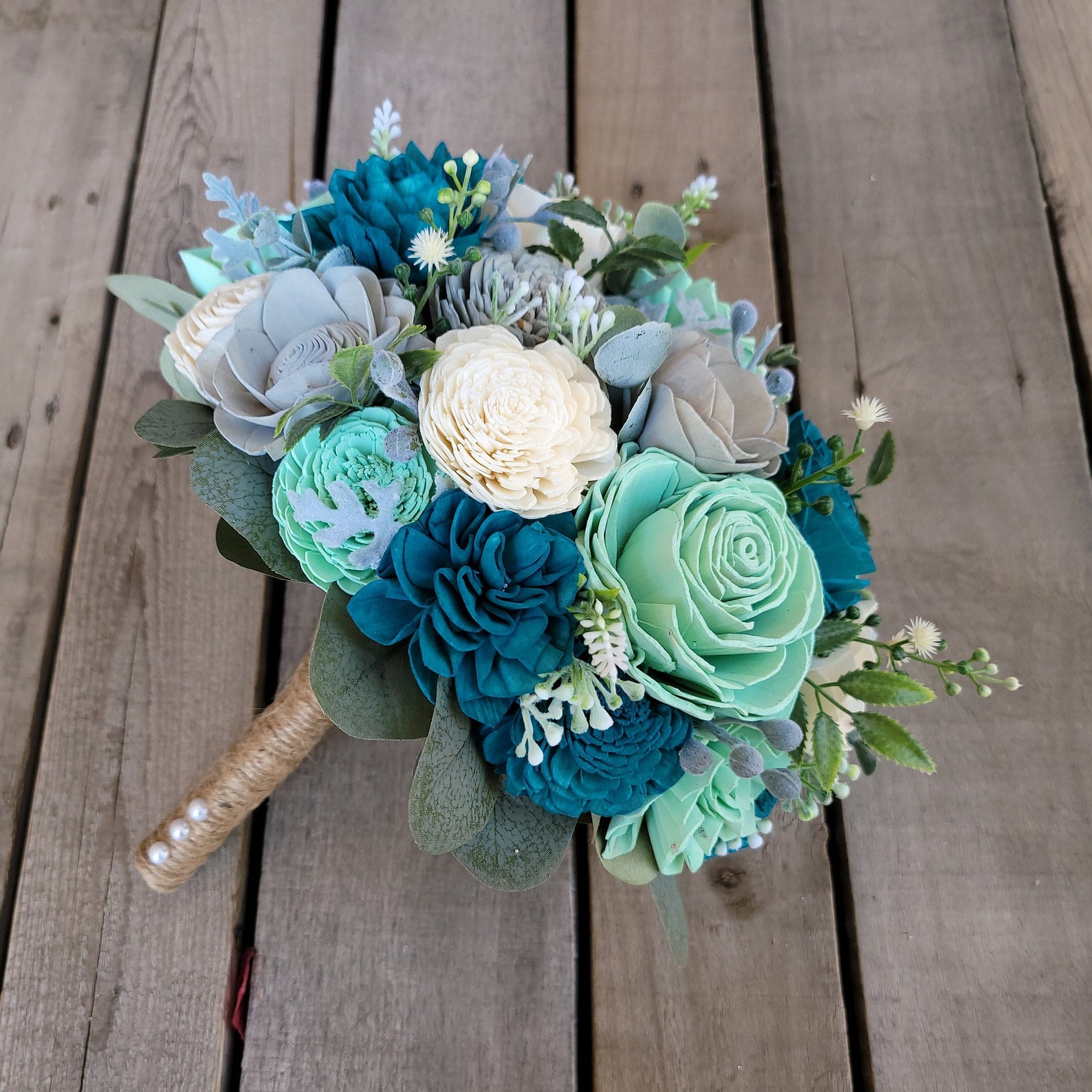 Stunning Teal Flowers Bouquet: Elegant Floral Arrangements for Every Occasion