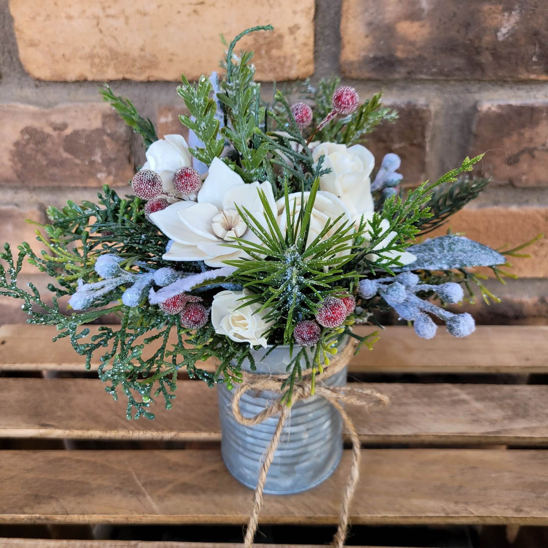 Holiday Wood Flower Centerpiece, Christmas Floral Arrangement, Holiday  Hostess Gift, Wooden Flower Table Centerpiece