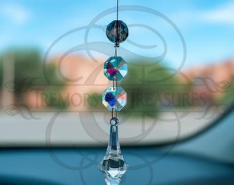 Crystal Rearview Mirror Charm – Iridescent Sun Catcher for Car Decor, Mirror Dangle
