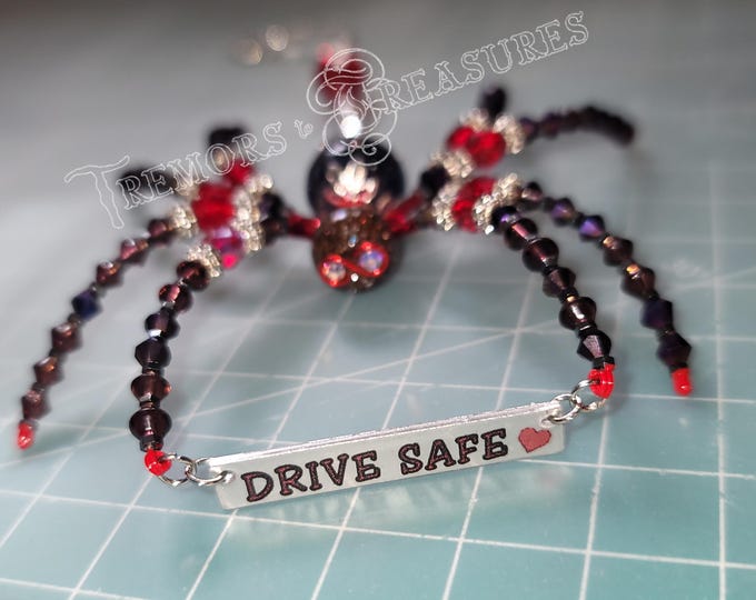 Red Crystal Spider Car Charm: Handmade Beaded Mirror Ornament