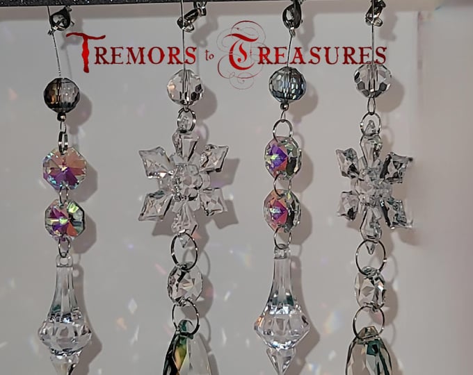 Winter Crystal Suncatcher Ornaments – Shimmering Snowflakes for Your Home or Car