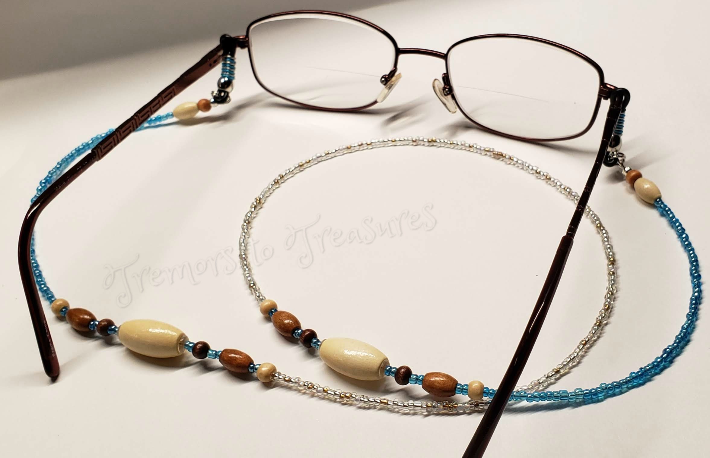 Blue and Ivory Beaded Lanyard with Wood Accents Eyewear Fashion