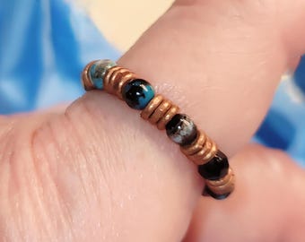 Handmade Copper and Agate Stretch Ring: Arthritis Friendly Jewelry