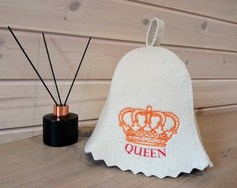 Sauna hat with decorative embroidery, felt, 100% wool ('Queen' bath cap)