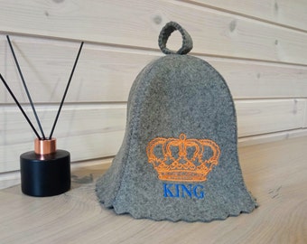 Sauna hat with decorative embroidery, felt, 100% wool ('King' bath cap)