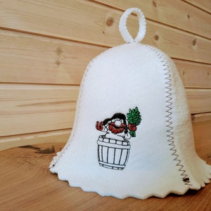 Sauna hat with decorative embroidery, felt, white (bath cap)
