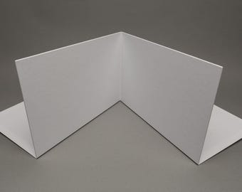 Spielbrett ca. DinA4 4-fach, doppelt faltbar - 554 x 380 mm (277 x 190 mm)