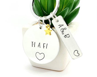 Welsh Couples Gift. Ti a Fi / You and me Welsh language keyring, personalised for a Valentines Day Gift