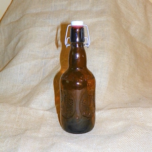 Grolsch Amber Bierflasche mit Flip-Top-Deckel, hinzufügen, um die Bar, Vintage-Kollektion oder die Bierliebhaber dekorieren