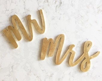 Mr Mrs Signs // Wood Wedding Decor // Wedding Signs // Wedding Decor // Wedding Signage // Mrs Sign // Mr Sign// Wedding Chair Signs