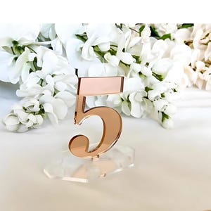 Números de mesa de casamento em ouro rosa, números de mesa de casamento com base, número de mesa de recepção, número de mesa em suporte, números de mesa com base