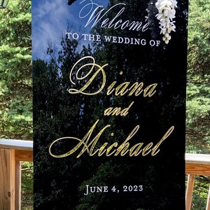 Black Wedding Welcome Sign, Gold Welcome Sign, Personalized Wedding Ceremony Sign, Wedding Reception Sign, Gold Mirror Acrylic Welcome Sign image 4