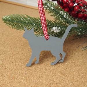 Enfeite de Natal de gato cinza, decoração de madeira pintada à mão
