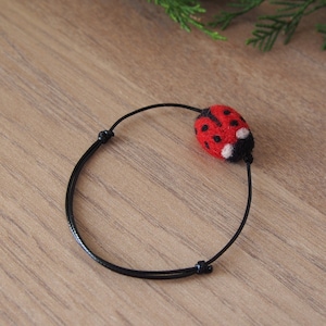 Ladybird bracelet, handmade ladybug, woolen ladybug bracelet, needle felted ladybird, good luck adjustable bracelet, simple bracelet gift