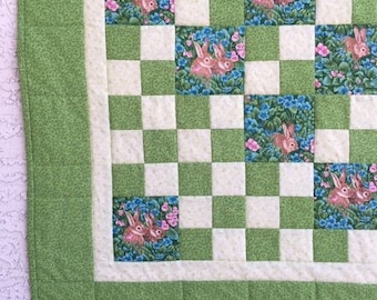 Bunny quilt, Handmade baby quilt, Baby girl quilt, green quilt, Baby boy quilt, Homemade baby quilt, Baby shower quilt, Quilt for baby