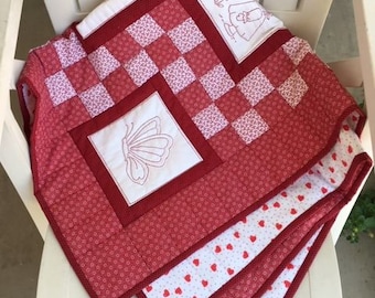 Baby girl quilt, Handmade baby quilt, red quilt, Baby quilts for sale, Homemade baby quilt, Pieced baby quilt, Quilt for baby girl