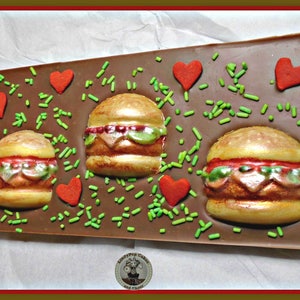 Cheeseburger Chocolate Gift/Fake Burger/Fries/Chips/Fast Food/Pretend Food/Novelty Edible Gift/Boyfriend/Husband/Brother/Girlfriend/Teenager image 9