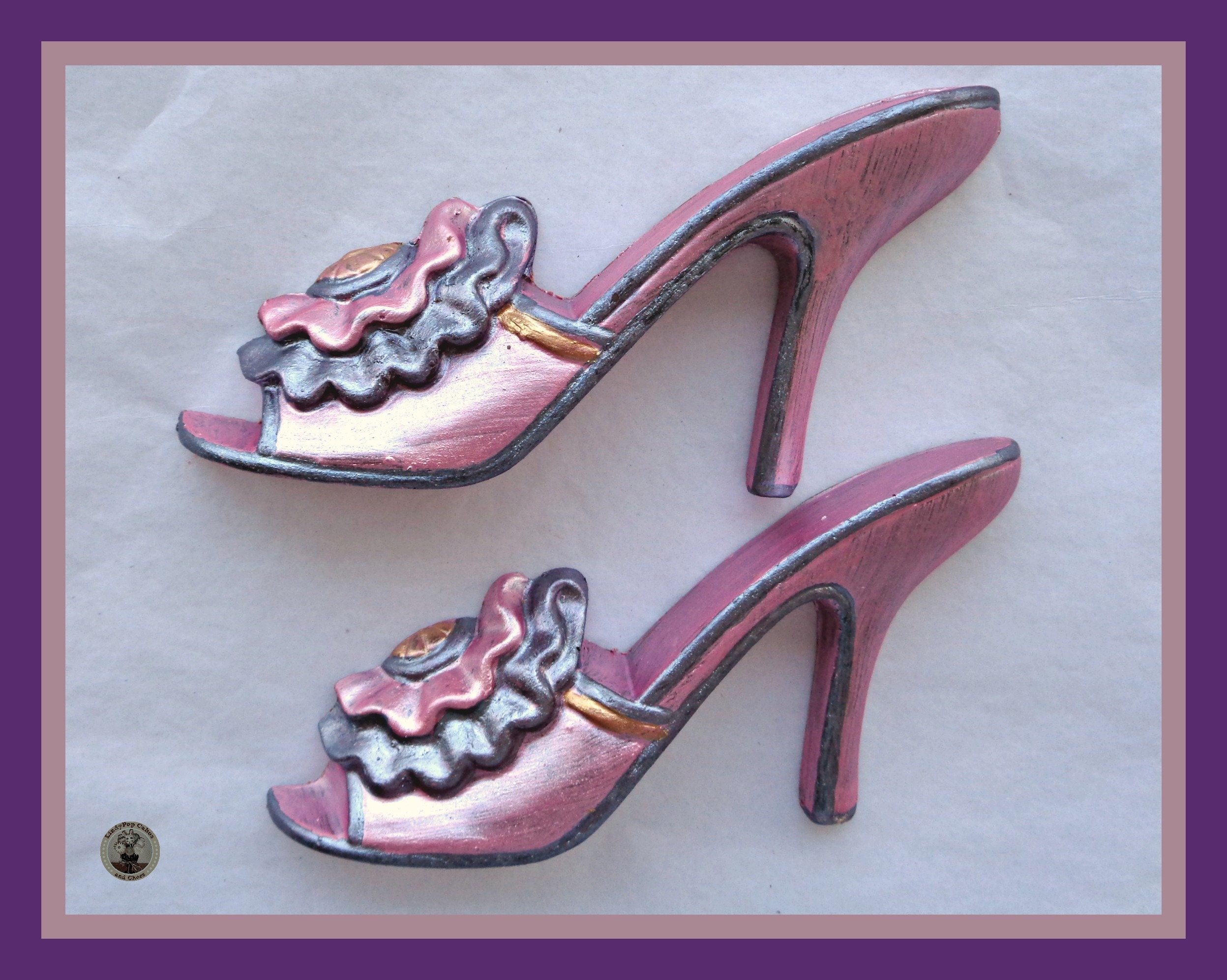 White Fondant Heel Cake Topper (Shoe) — CaljavaOnline