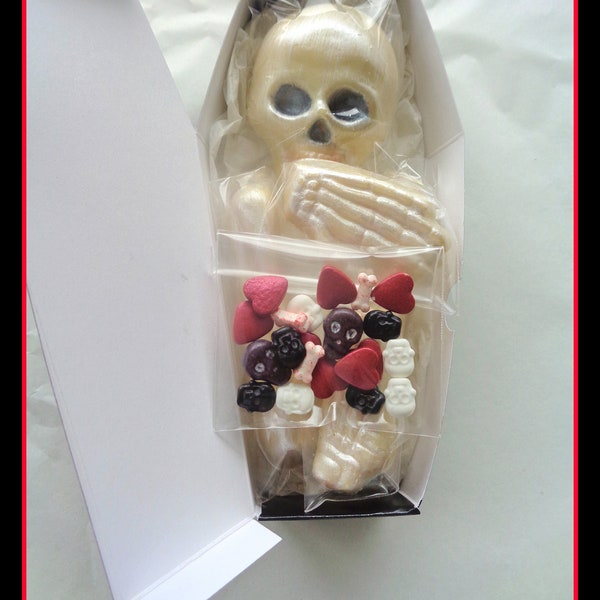 Chocolate Skeleton/Coffin/Halloween Gift/Chocolate Gift/Boys/Girl/Child/Children/Halloween Party/Halloween Edible/Chocolate Bones/Son/Friend