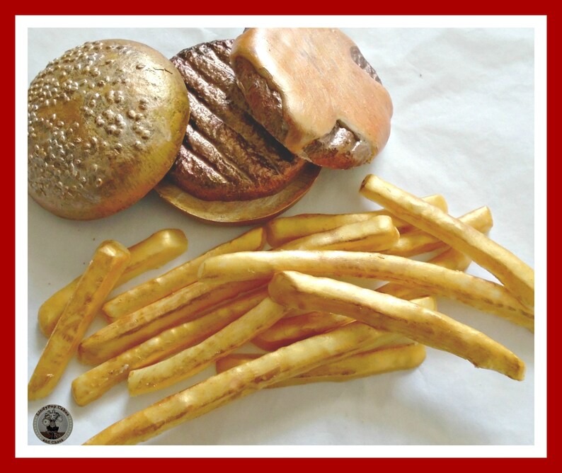 Cheeseburger Chocolate Gift/Fake Burger/Fries/Chips/Fast Food/Pretend Food/Novelty Edible Gift/Boyfriend/Husband/Brother/Girlfriend/Teenager image 4