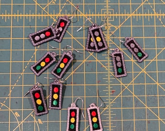 FSL Stoplight Earrings - Free standing Stoplight earrings - Stoplight embroidery designs - Stoplight Earrings