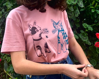 Bow Wow Meow Screen Printed T-Shirt: Vintage Style Kitty & Dog