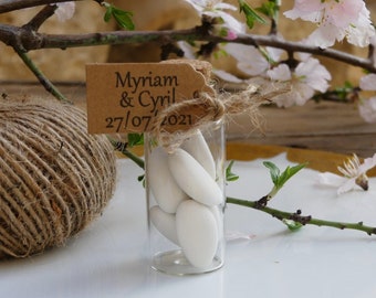 Personalized guest gift wedding baptism glass flask - 8cm x 3cm - cork stopper - personalized kraft label