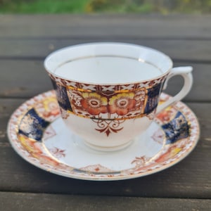 Colclough Tasse und Untertasse 1930er Jahre Antikes Imari-Muster 6613