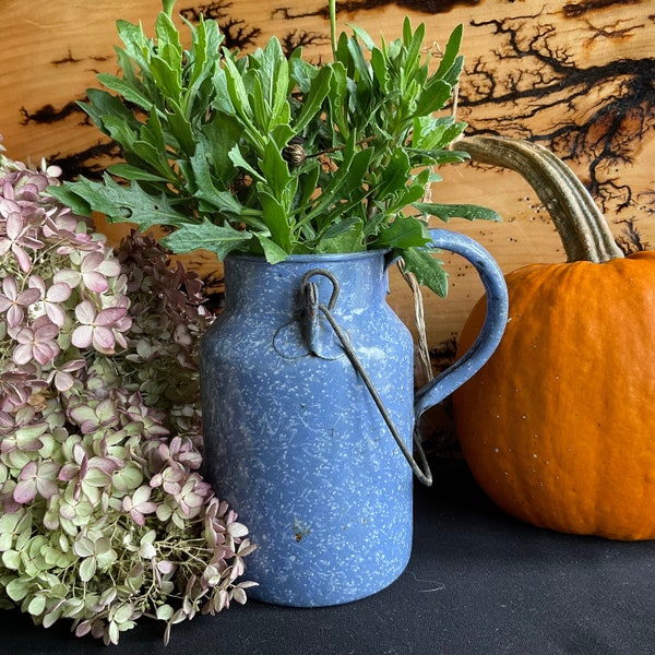 Rustic enamel bucket pail blue speckles milk can water canteen home decor