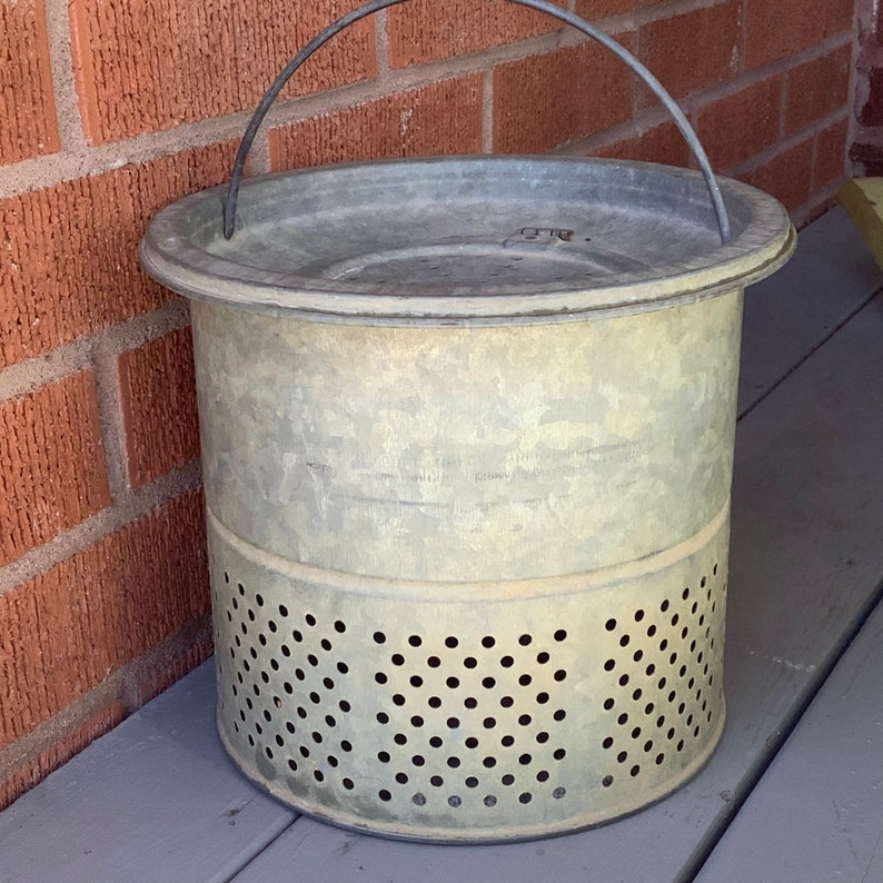Mit Shel minnows bucket perforated pail galvanized metal fishing bait bucket image 4