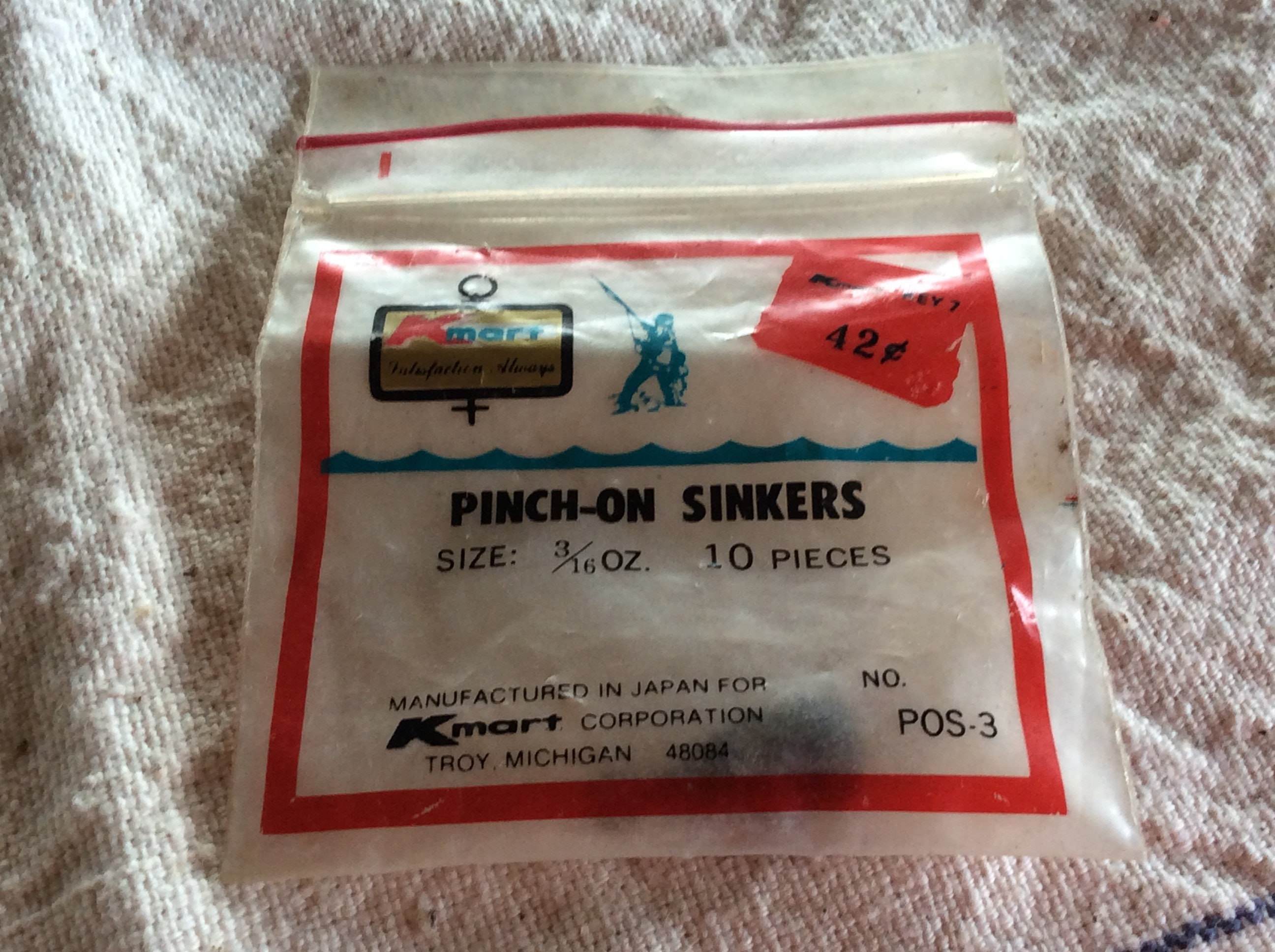 Vintage Fishing Lure Lot Spindle Hooks Pinch on Sinker Jug a Do