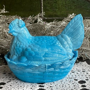 Fostoria opaque blue Hen on nest trinket box chicken on basket figurine collectible display