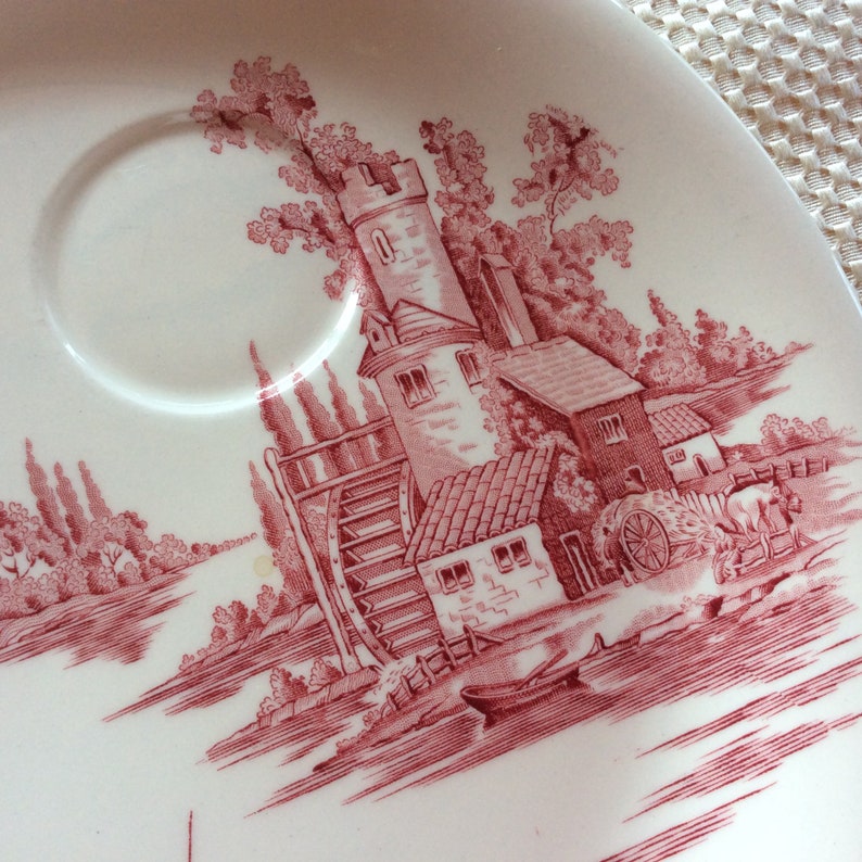 Johnson Bros sandwich plate The old mill collection red