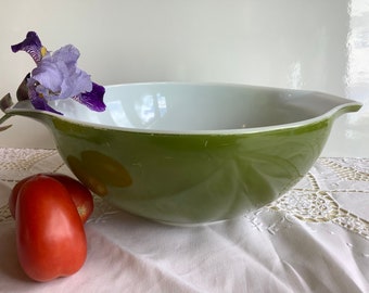 Vintage Pyrex Cinderella Autumn Verde 4 Qt no 444 bowl green Retro kitchen mixing nesting dish