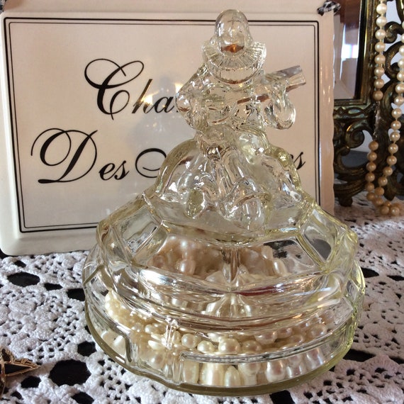 L E Smith Art Deco Harlequin figurine glass powder