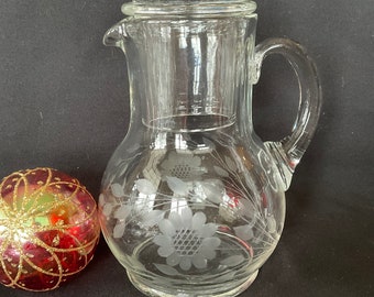 Cornflower decanter pitcher jug with lid Elegant glass ball pitcher dispenser