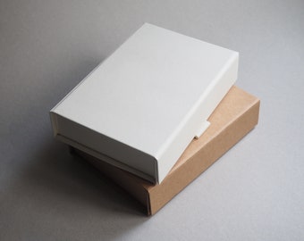 Boîte cadeau magnétique de luxe A6 : kraft, ivoire, blanc