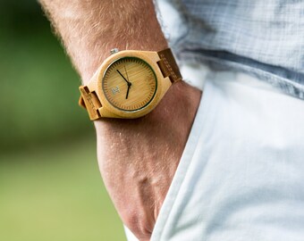 Men's Bamboo Watch with Leather Stap