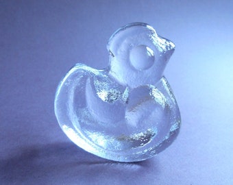 glass bird paperweight / Skruf Glassbruk / Lars Hellsten design / Sweden / 1960s