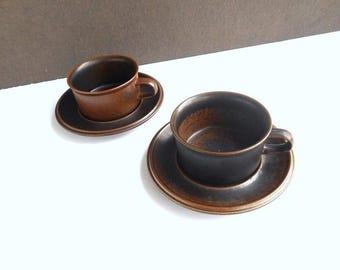 set of 2 Arabia Ruska large tea or coffee cups with saucers / Scandinavian design / Ulla Procopé / Finland / from 1961