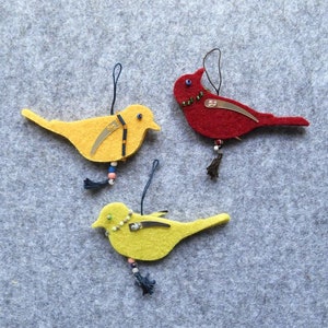 felt bird silhouettes hanging ornaments 3 pcs / non-wool felt, seedbeads, sequins / sperlingslustcreations