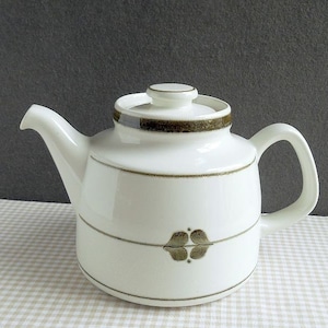 teapot / Rörstrand Nordica / Sweden / 1970s