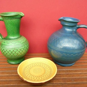 set of 2 ceramic jugs and pin dish / Wilhelm Kagel WK / studio ceramics / Germany / Garmisch-Partenkirchen / 1950 / 1960