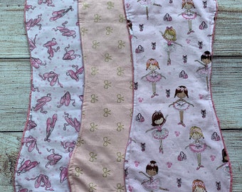 Burp cloth set