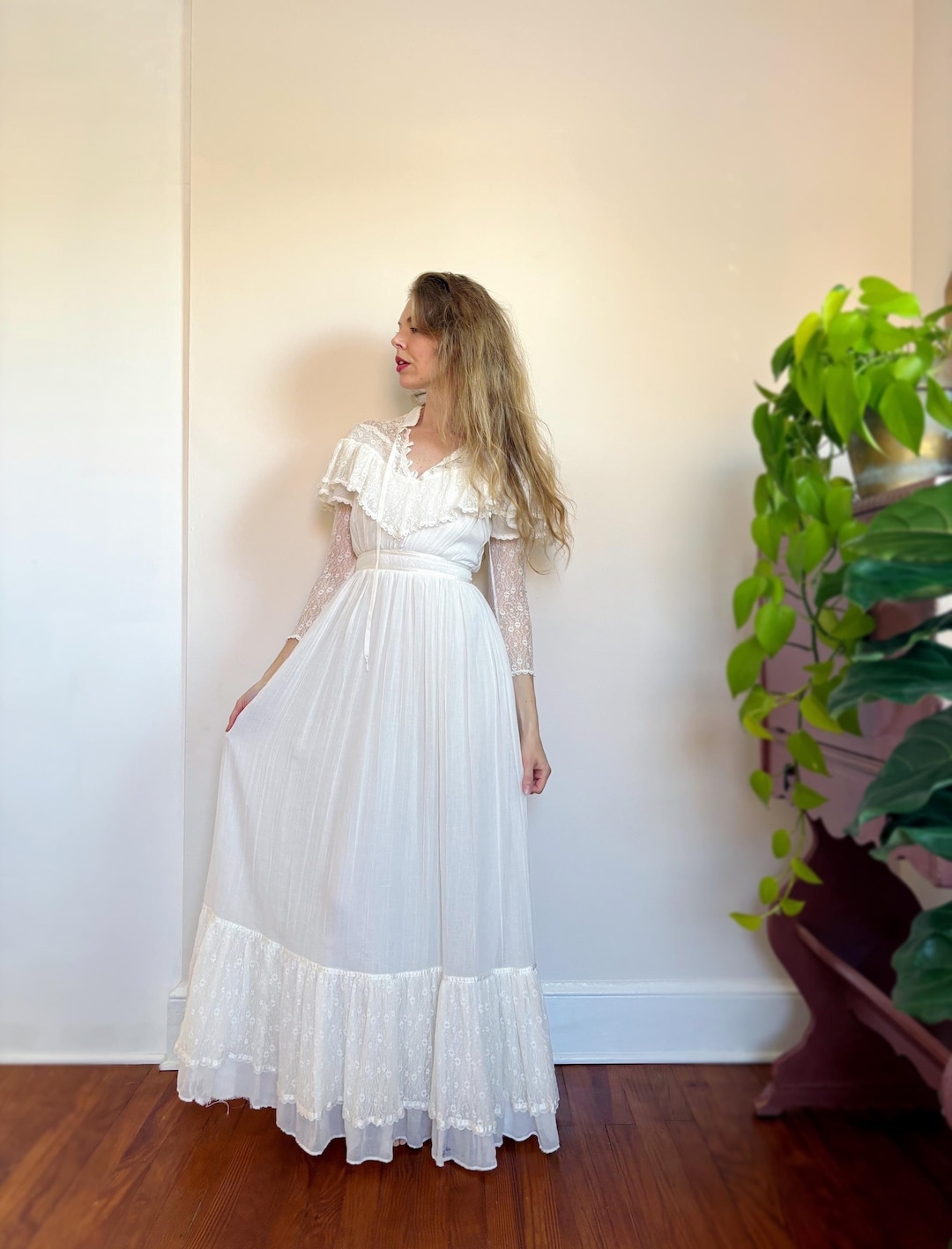 Vintage White Gunne Sax Dress High Neck Lace Ruffles Buttons Lace ...
