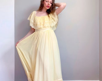 Vintage pale yellow Gunne Sax dress | pastel off-the-shoulder embroidered roses prairie boho maxi dress | Gunne Sax by Jessica | size medium