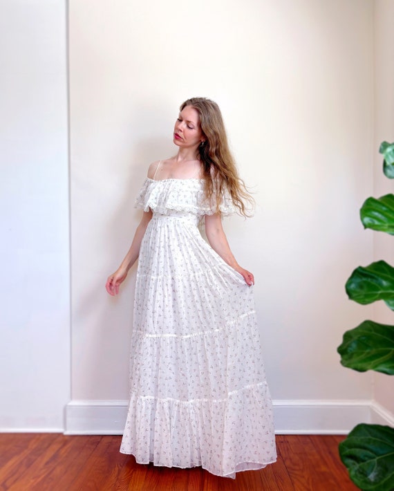 Gunne Sax off-the-shoulder dress | white floral p… - image 1