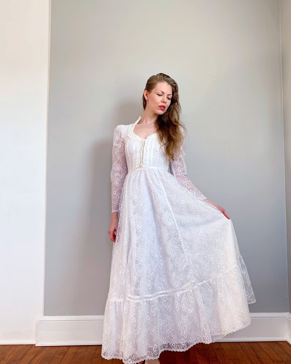 Vintage Gunne Sax dress | white lace wedding brida
