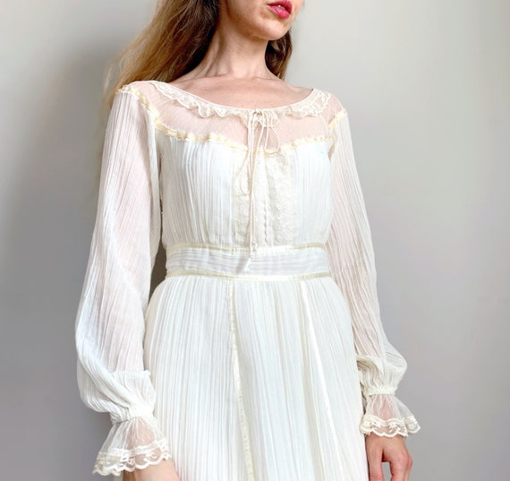 Vintage cream Gunne Sax dress | crinkle midi prai… - image 1