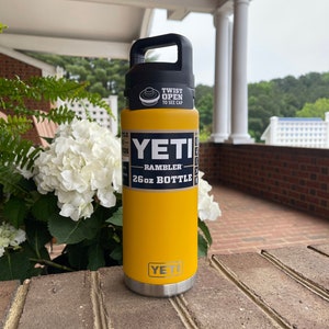 YETI Rambler 46 oz Bottle, Vacuum Insulated, Stainless Steel with Chug Cap,  Alpine Yellow